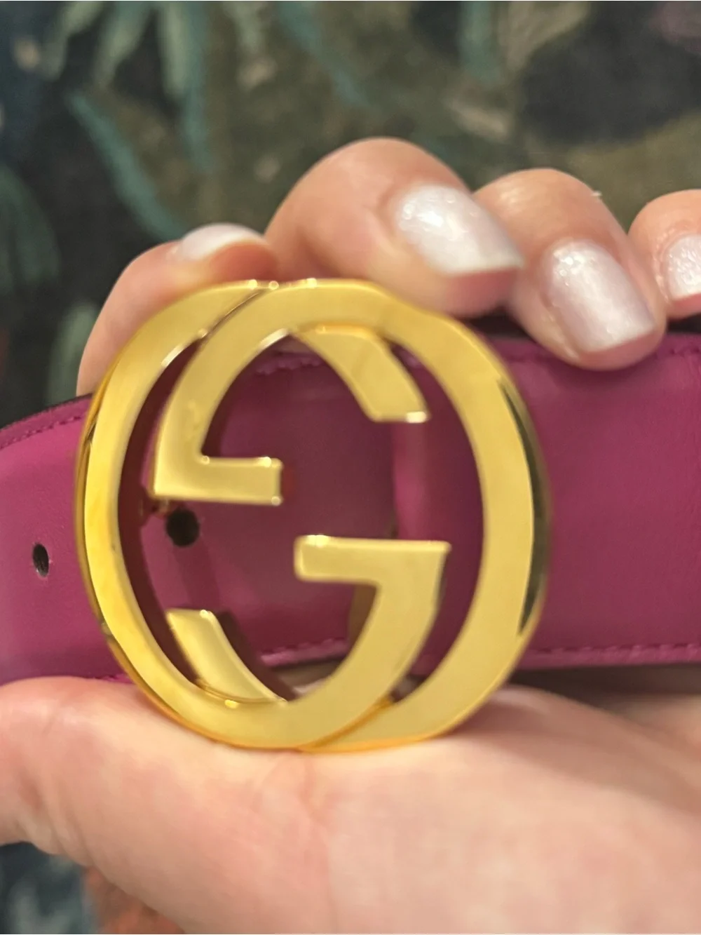 Gucci Fuchsia Leather Belt with Gold Double G Buckle